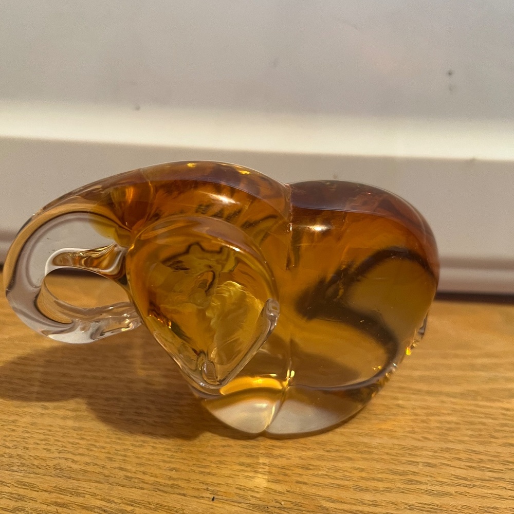 Vtg. Art Glass Amber Elephant Paperweight